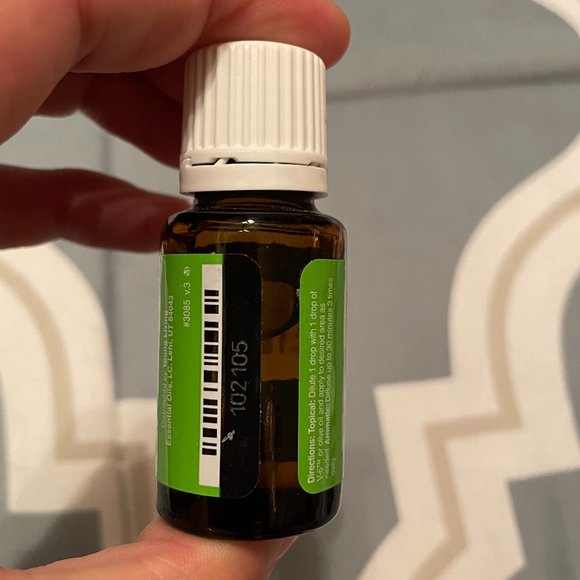 Young Living Citronella Essential Oil πΏ - Picture 4 of 4